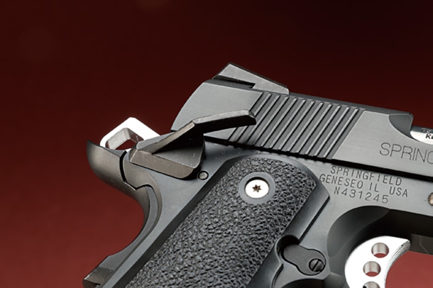 ベイビーわるきゅーれ』コラボ第1弾！「ウエスタンアームズ ベイビー