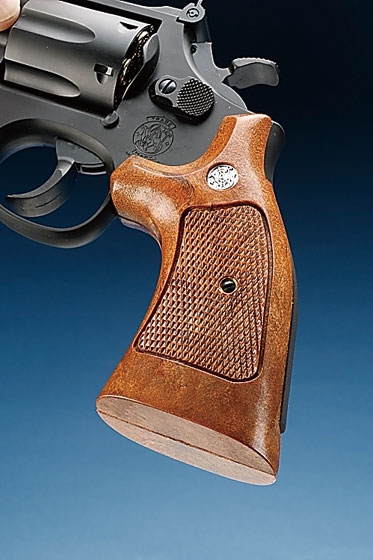 人気のM19 Ver.3に6インチが初登場「タナカ S&W M19 6インチコンバット