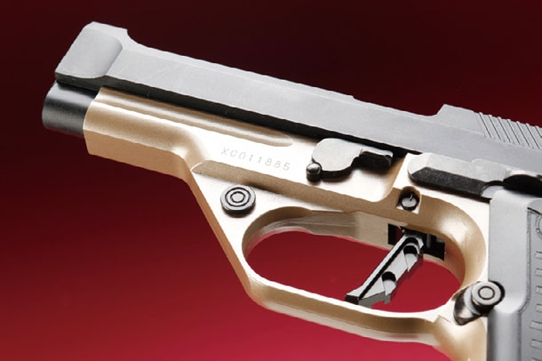 デュアルアースが魅力的な拳銃エアガン「KSC M93RCC コンバット