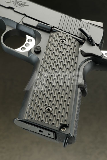 ジョン・ウィックのキンバーをリアルなエアガンで「ウエスタンアームズ