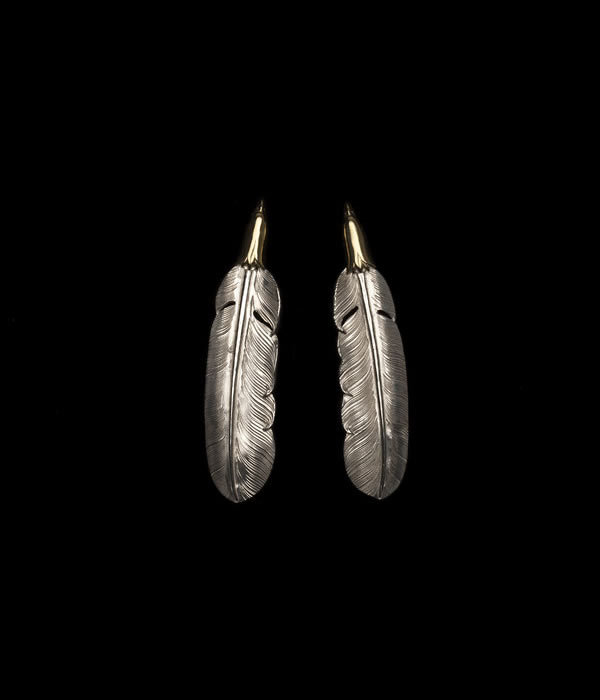 EAGLE HEAD FEATHER PENDANT (18K GOLD AC) | LARRY SMITH(ラリー