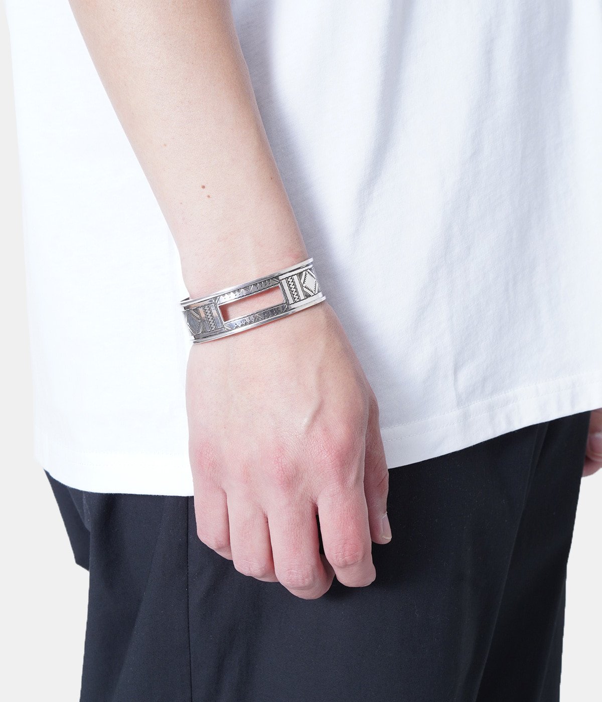 Ifri Toussaght (イフリトゥサハト 洞窟) | Adawat'n Tuareg