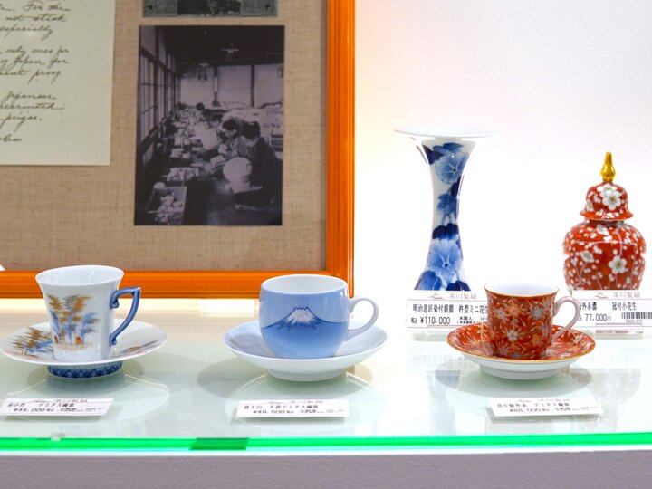 素敵なポットで淹れる至福のティータイム♪有田焼の名窯・深川製磁の