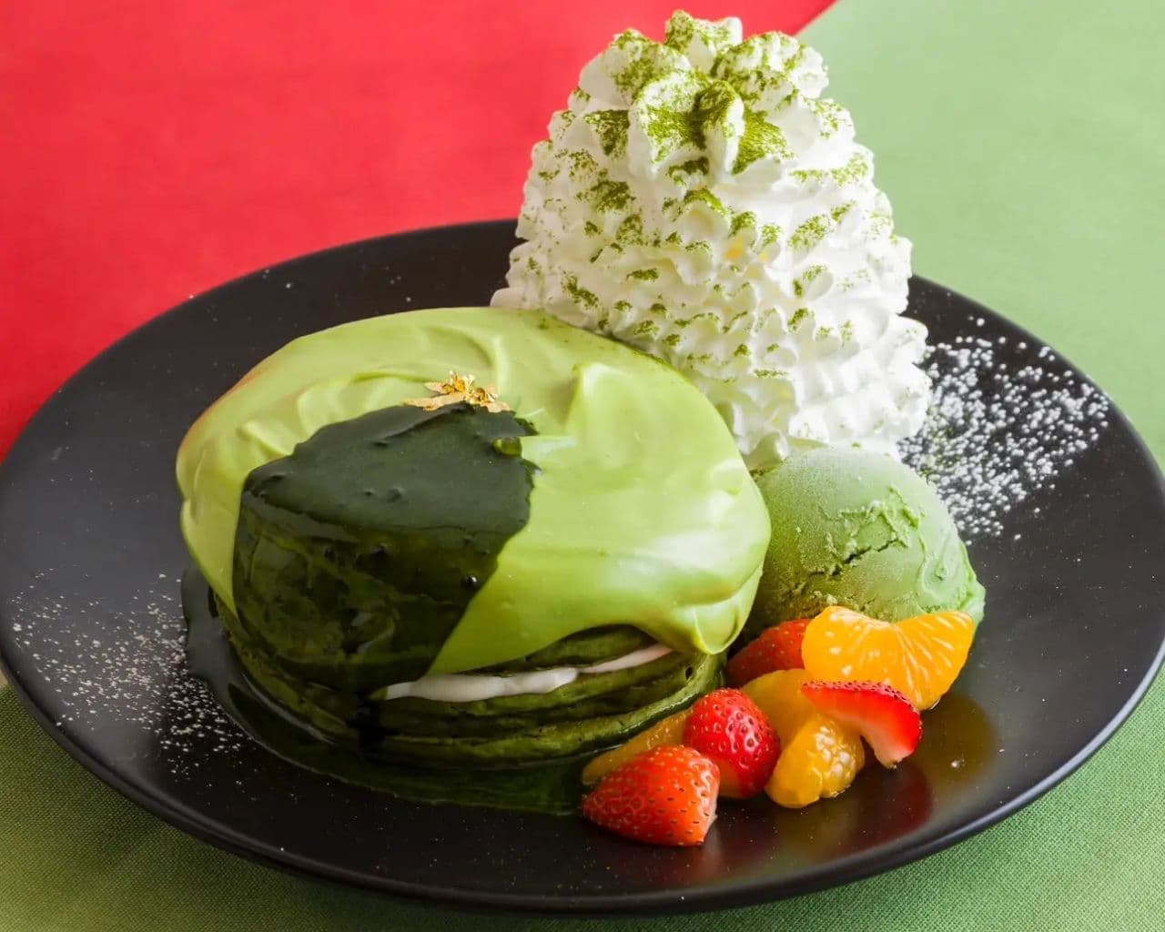 エッグスンシングス「宇治抹茶ラテパンケーキ」濃厚な抹茶チョコ