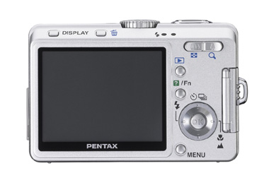 ペンタックス、大型液晶搭載で初心者にも優しい「オプティオ S55