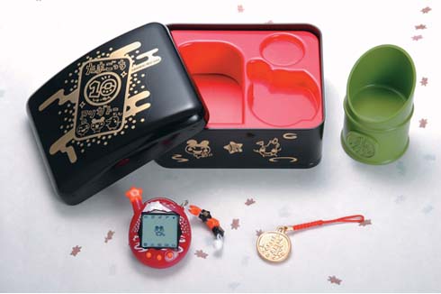たまごっち10周年記念の「たまてんばこ」限定販売 - ITmedia NEWS