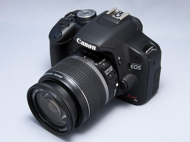 フルHD動画もOK 充実のエントリーデジ一眼、キヤノン「EOS Kiss X3