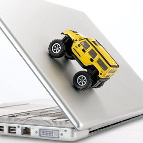 最大登坂角40度の極小ハマー、「リアルドライブ ナノ ビッグタイヤ