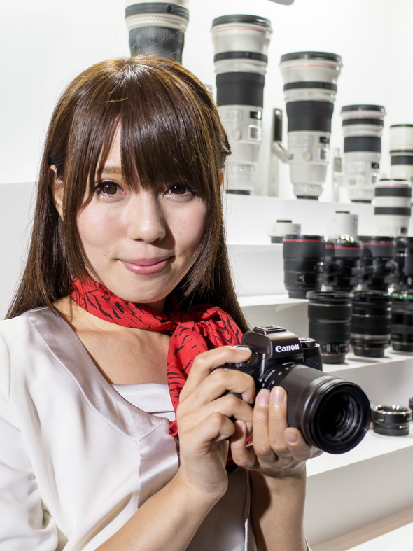 キヤノンの本気ミラーレス「EOS M5」を写真でチェック！（1/2 ページ