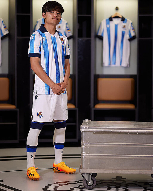 モデルに久保建英！レアル・ソシエダが23-24新ユニ発表 「芸術的に立体