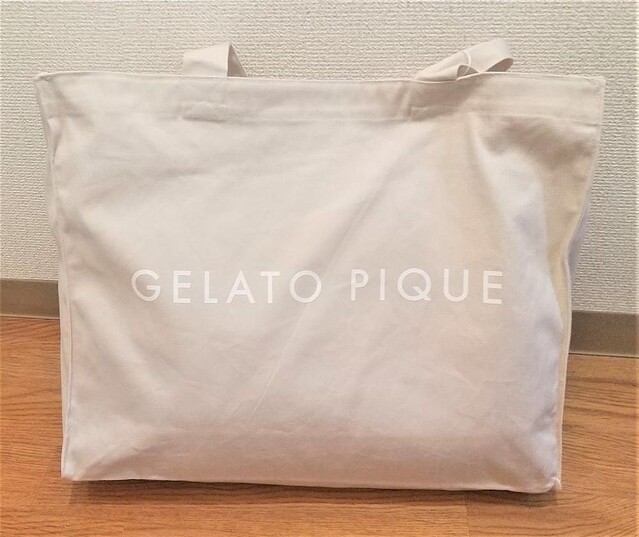 ジェラピケ福袋2022キター！！ピンク、ネイビーどっちも開封します