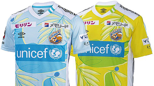 V・ファーレン長崎、「鳩とオリーブの葉」を描く2021平和祈念