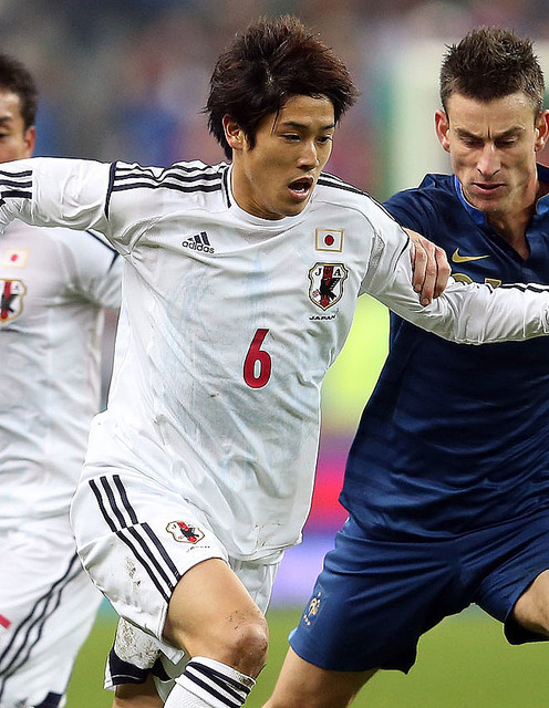 引退の内田篤人、激闘の「日本代表ユニフォーム姿」を振り返る