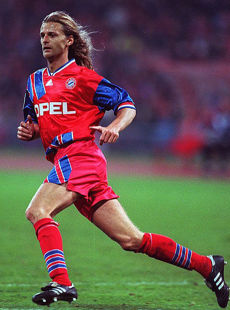 バイエルン、歴史を彩る9つの「2000年代までのユニフォーム