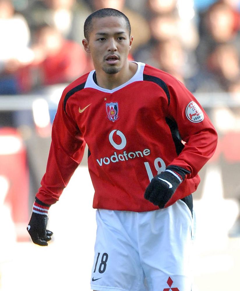 現役引退の小野伸二、脳裏に焼き付く「5つのユニフォーム