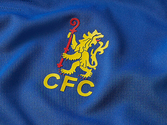 チェルシー、「超レトロ」な50周年記念ユニフォームを発表！FAカップで