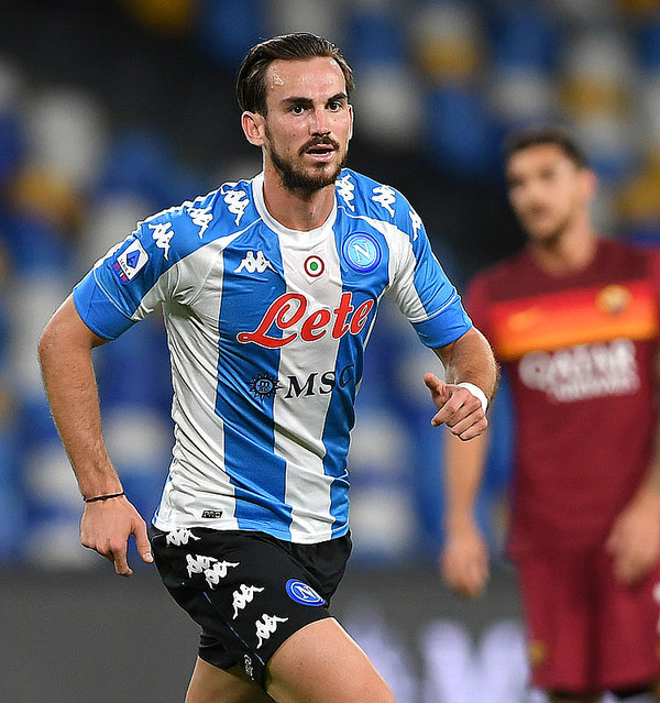 ナポリ、超人気で速攻完売だった「マラドーナ追悼ユニフォーム」を販売