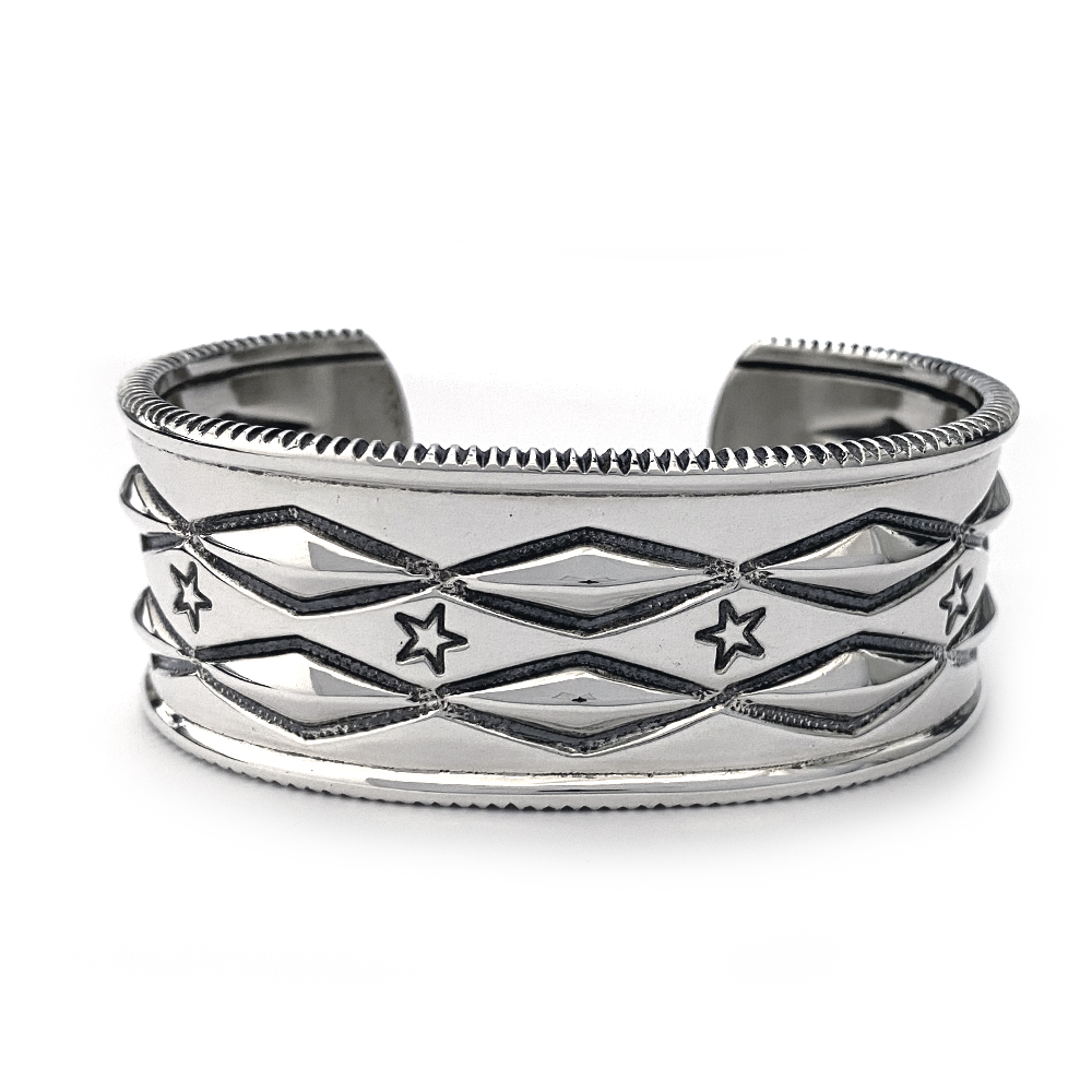 希少CODY SANDERSON ウェーブ星型バングル 希少CODY SANDERSON