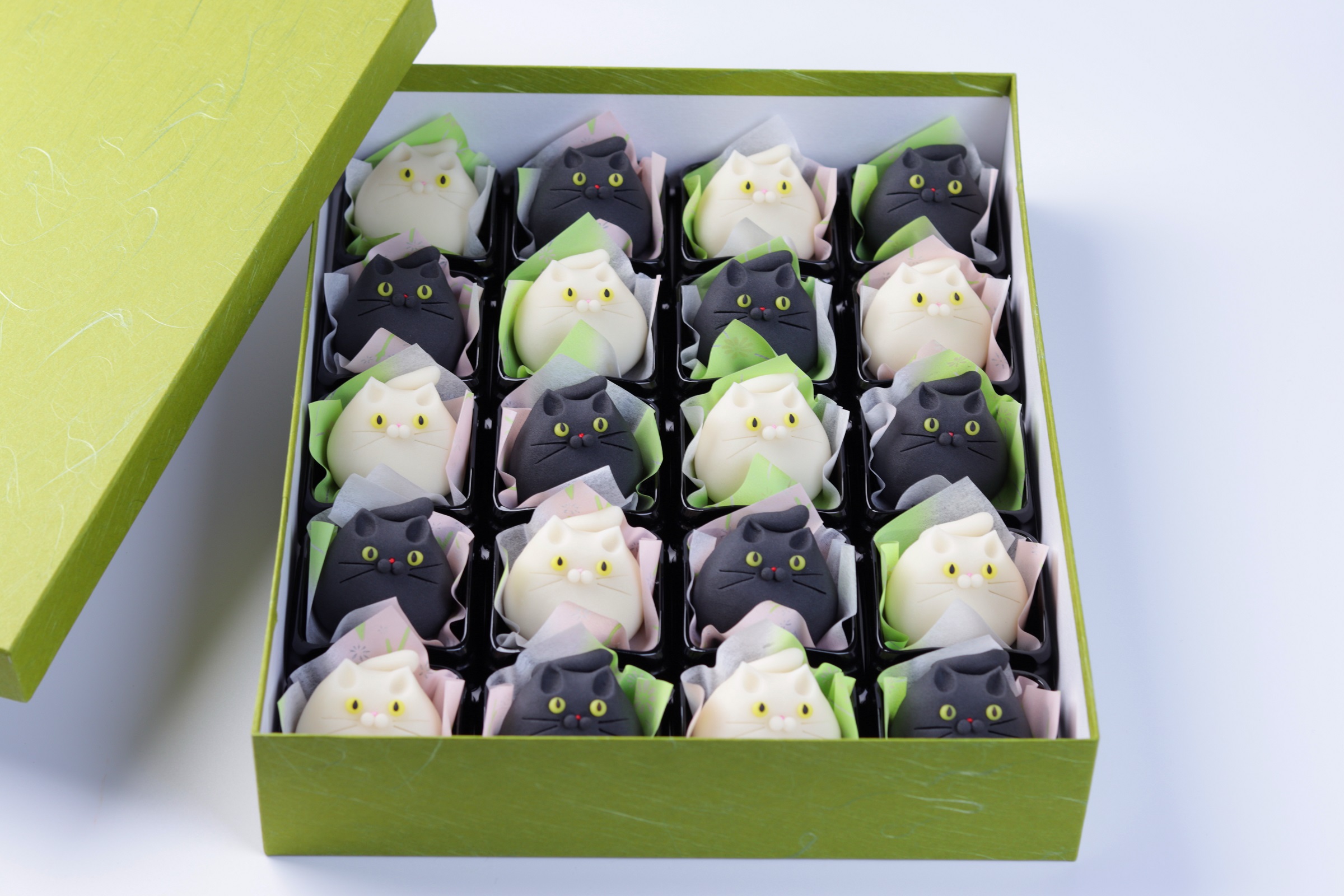 癒しの練り切り『 ねこたま ブロックチェック』 20個入 | 御菓子司