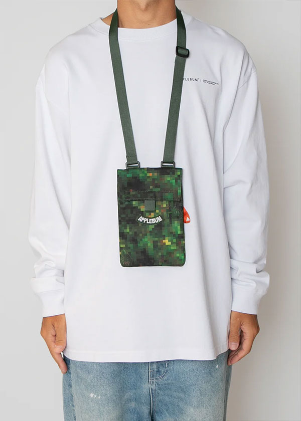 APPLEBUM アップルバム “Pixel Camo” Neck Pouch