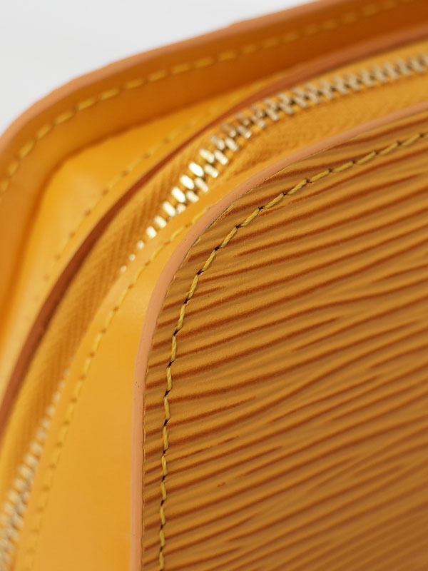 LOUIS VUITTON】ルイヴィトン『エピ ドーフィーヌ PM』M48442