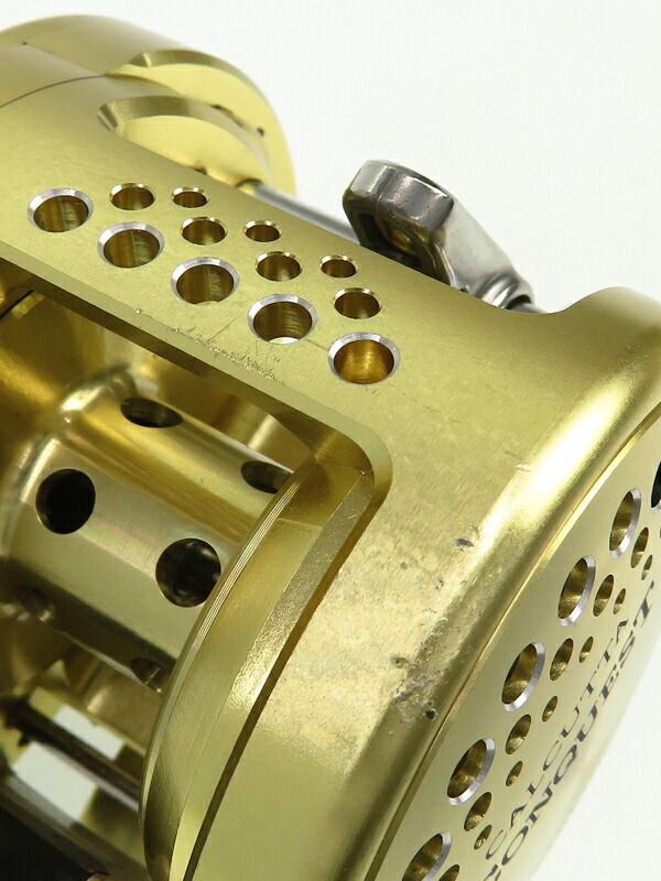 SHIMANO】シマノ『カルカッタコンクエスト 401F 左ハンドル』01853