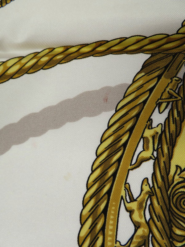 HERMES】【LES CAVALIERS D'OR】【フランス製】エルメス『カレ90 黄金