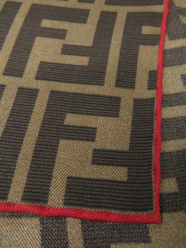 FENDI】【イタリア製】フェンディ『ズッカ柄シルクスカーフ』FXT103