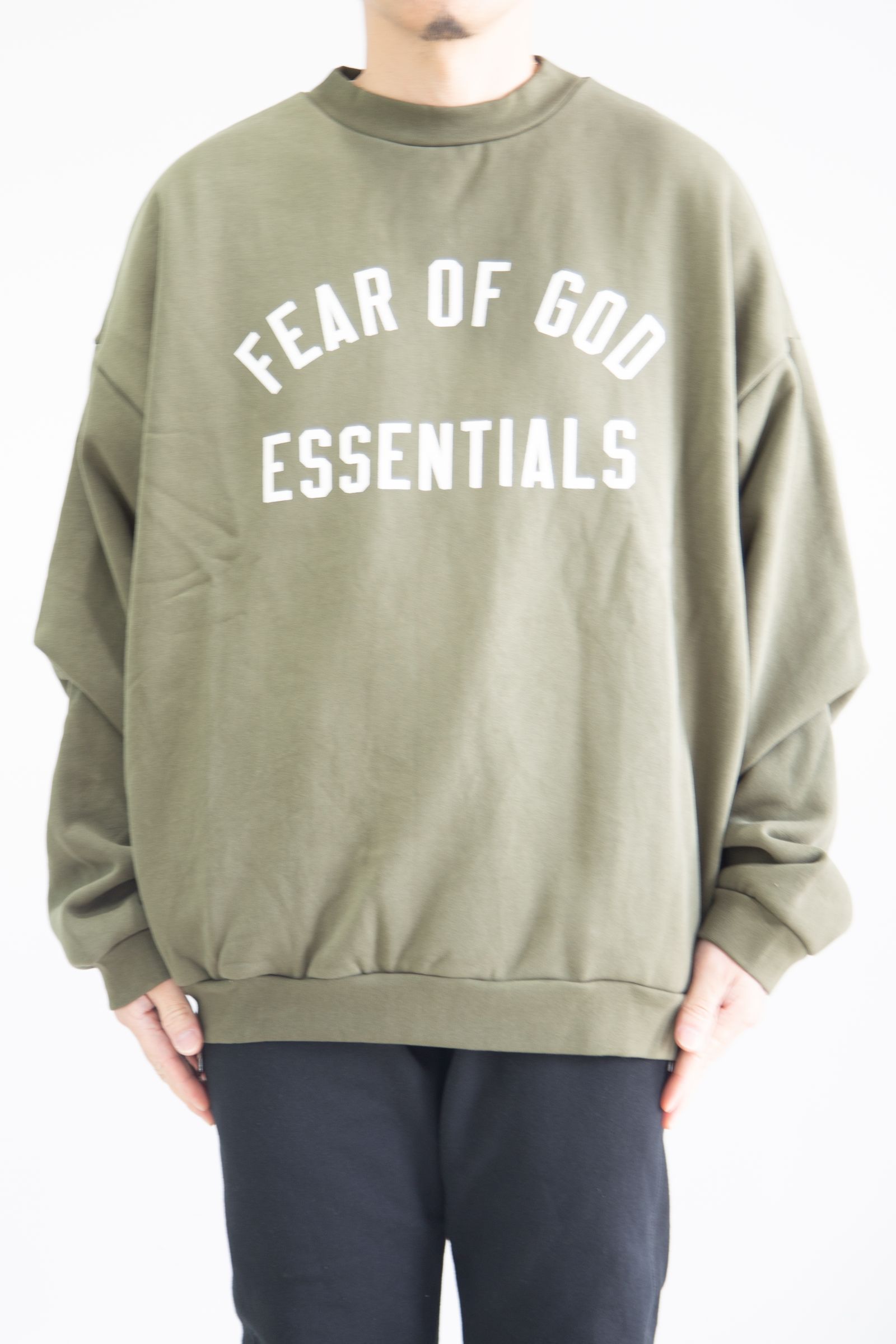 FOG ESSENTIALS - [ラスト1点 サイズL] 24FW ARCH LOGO CREW SWEAT