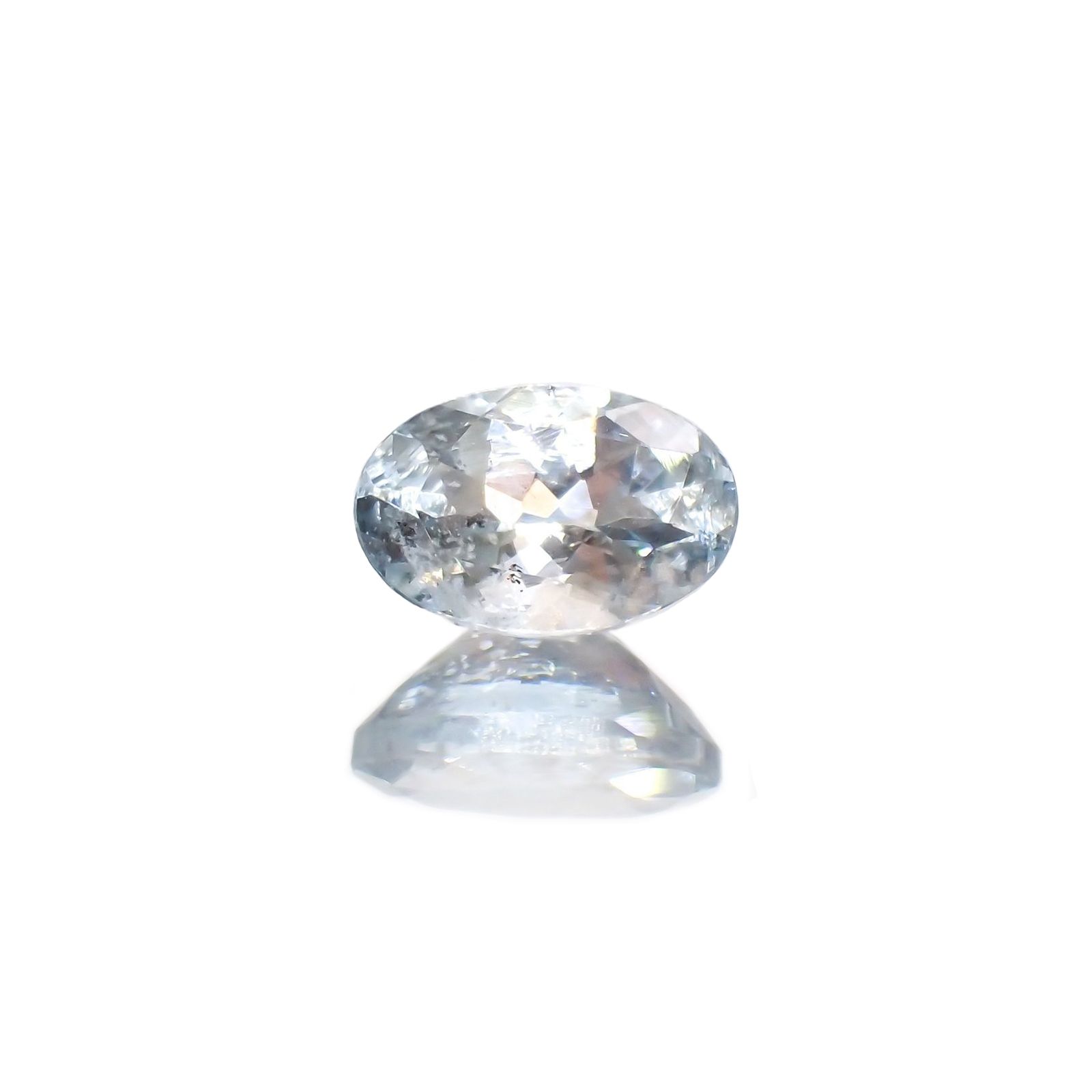 アベンチュリンアクアマリン ナイジェリア産 1.08ct / 7.9x5.2mm前後