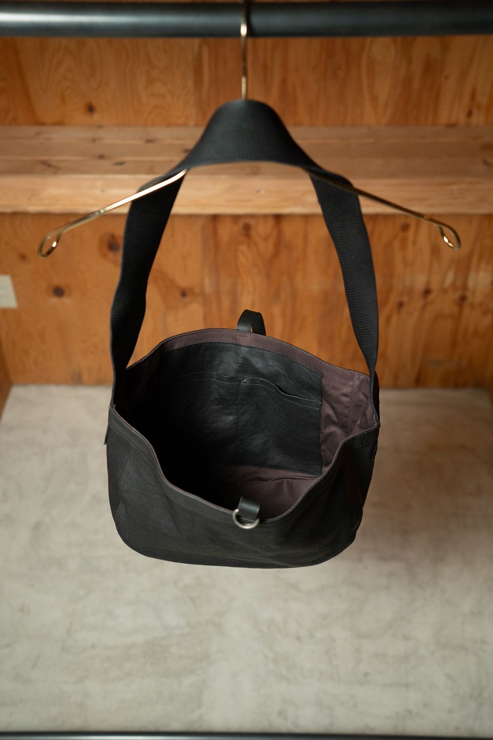 T.T Newsboy Bag Horse Leather | ALTERFATE