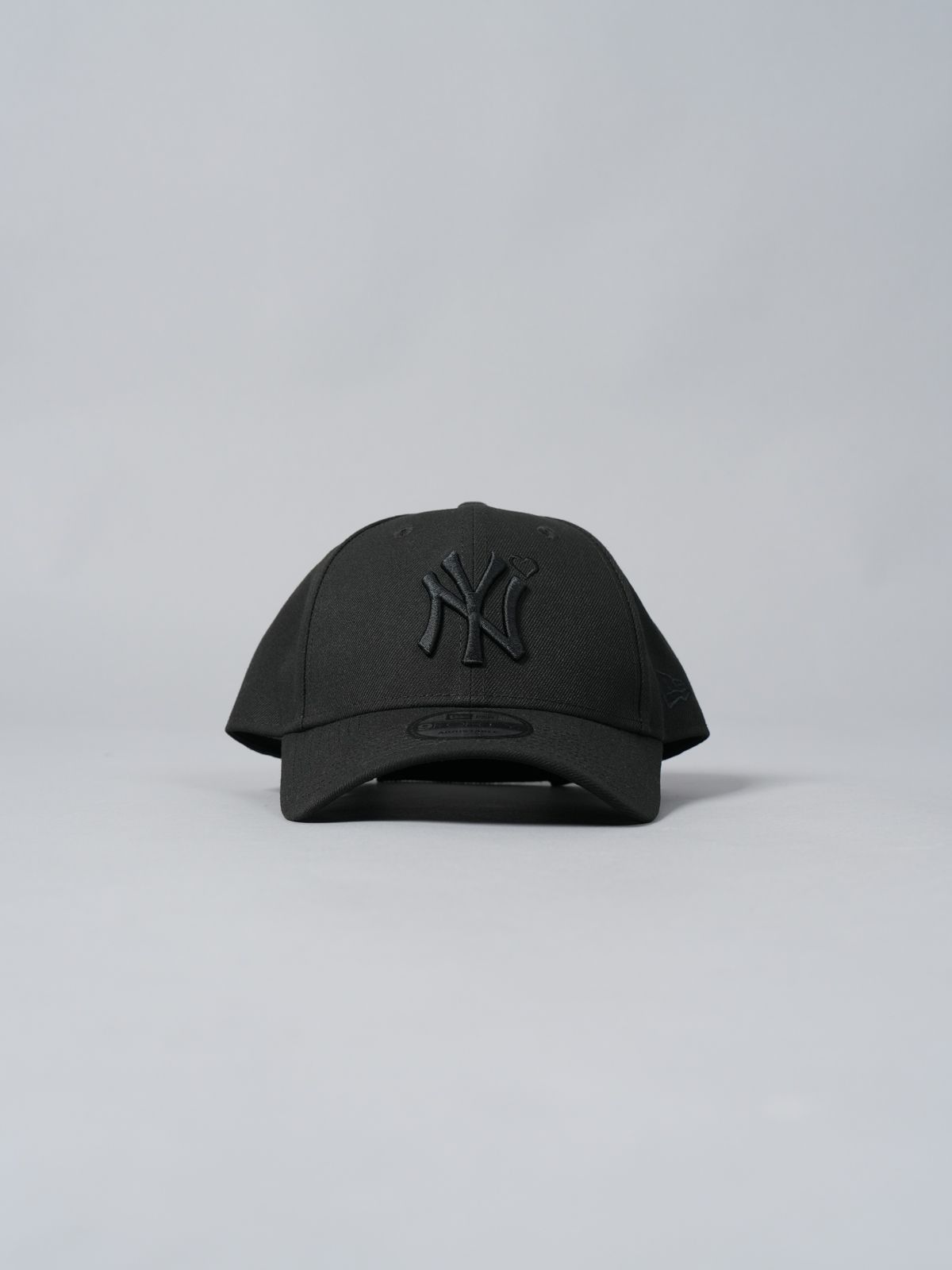 BASICKS - 【限定】 9 FORTY Yankees Heart Embroidery Cap / ベス