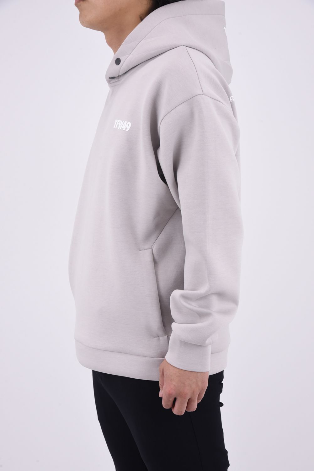 TFW49 - CARDBOARD MATERIAL HOODIE / ダンボールニット プルオーバー