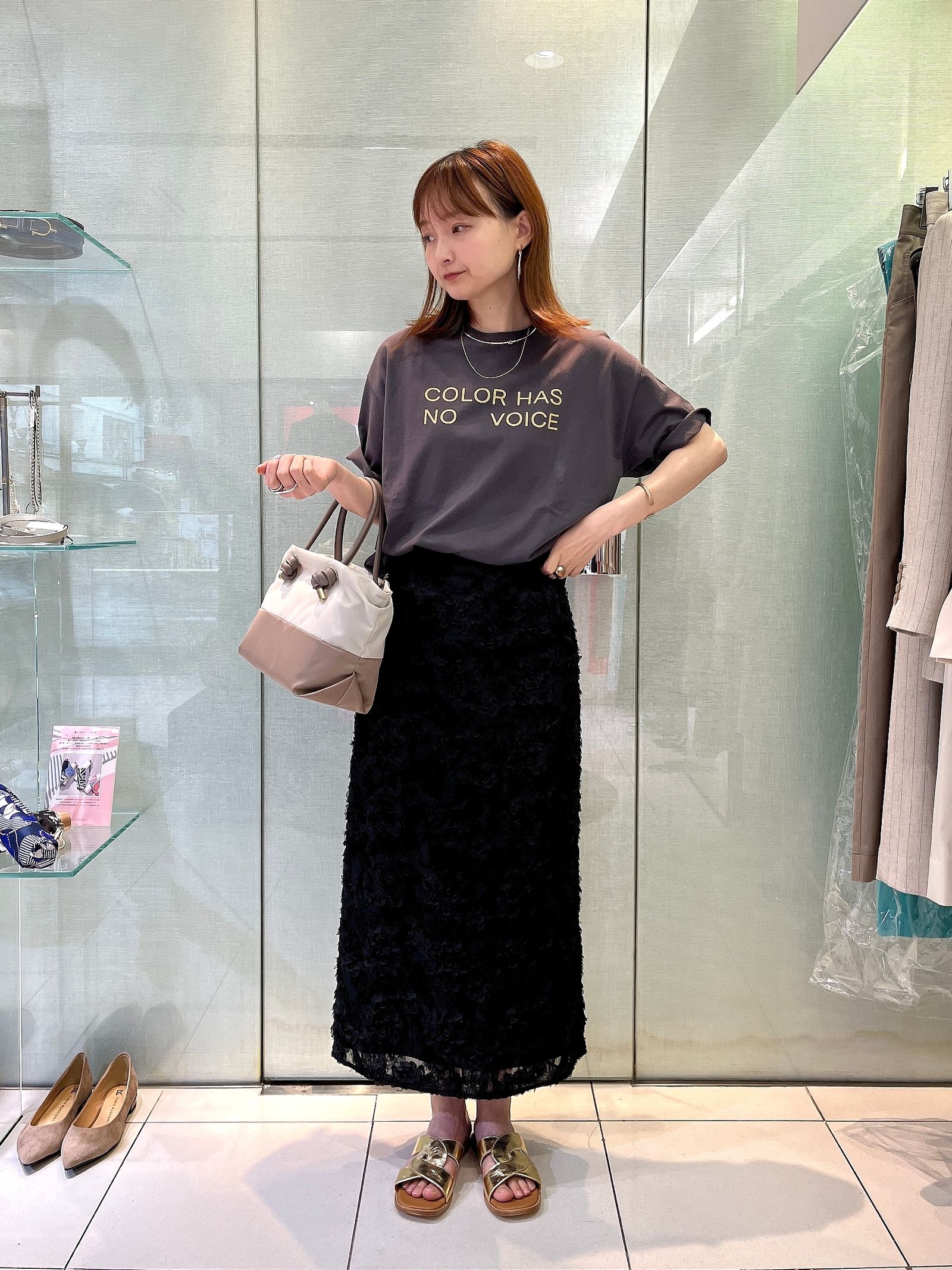 Mila Owen - フラワーファブリックストレートスカート(ブラック