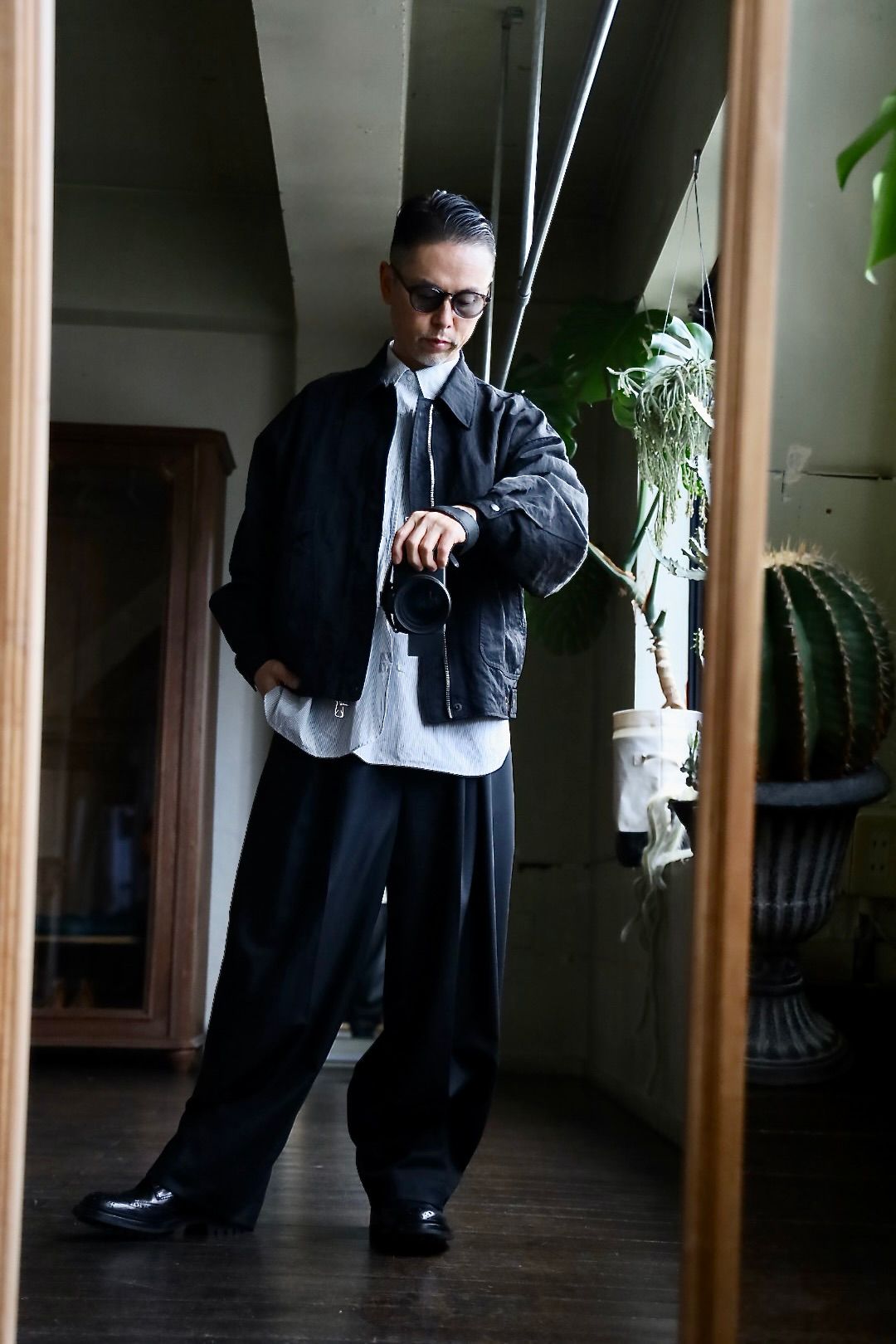 YOKE NYLON BOMBER JACKETスタイル | 5967 | MARK