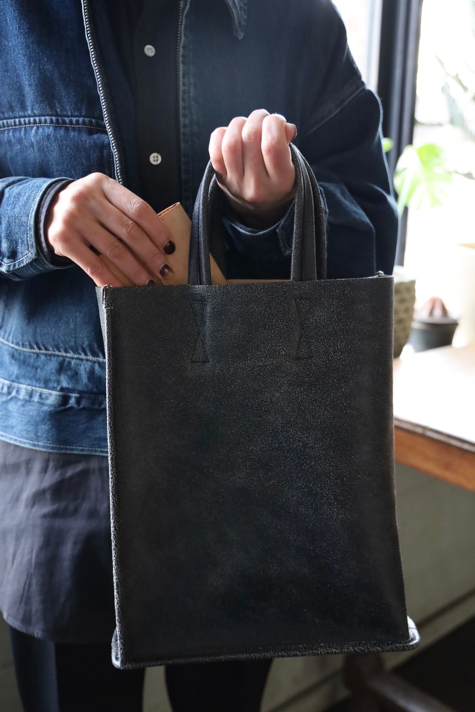 Hender Scheme - エンダースキーマ バッグ atypical fabien L(wt-rb