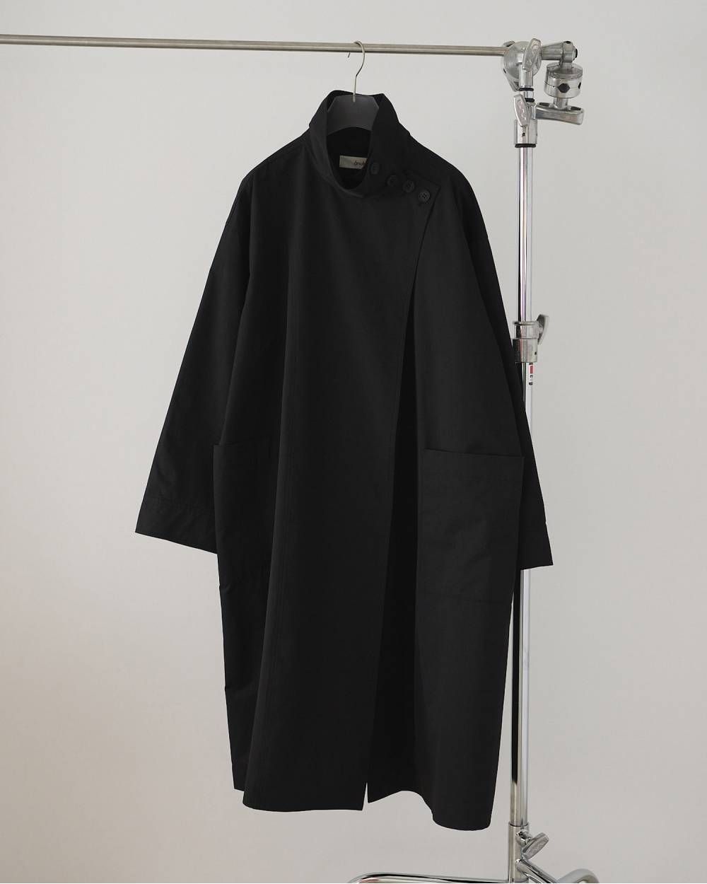 ànuke - Standcollar Long Coat (Black) / スリットリブニット