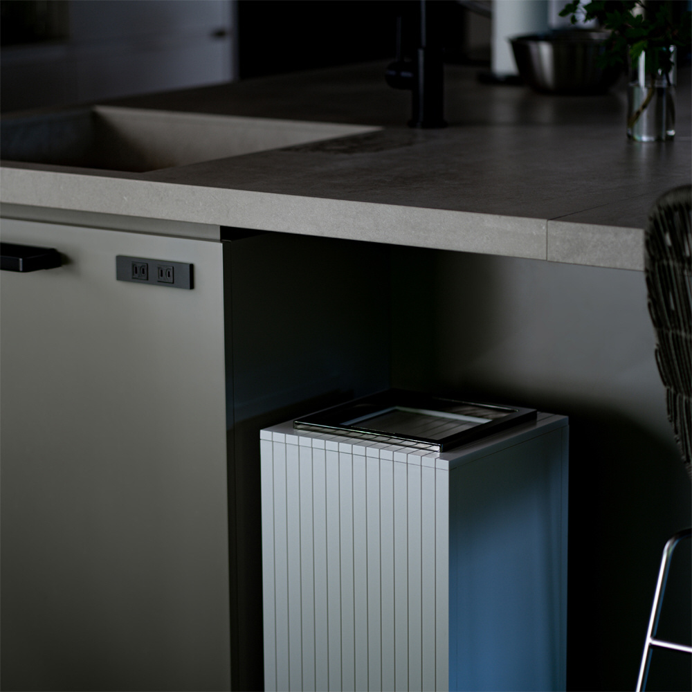 ZitA SQUARE(ジータ スクエア) 自動開閉ゴミ箱 ホワイト zita-sq11｜の