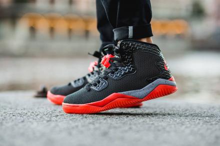 2015年夏発売予定】 ナイキ エアジョーダン 11 レトロ ロー ブラック