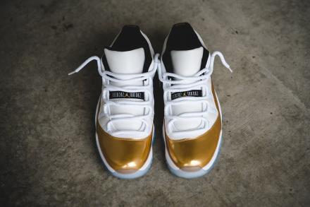 国内8月27日発売予定】 ナイキ エアジョーダン11 ロー レトロ ホワイト