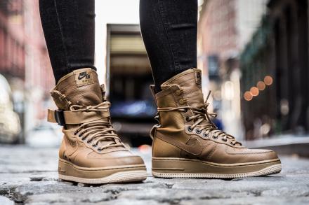 国内11月12日発売予定】 ナイキ スペシャル フィールド エア フォース