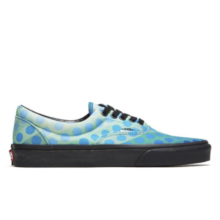 国内4月5日発売予定】デヴィッド・ボウイ × バンズ エラ & スリッポン