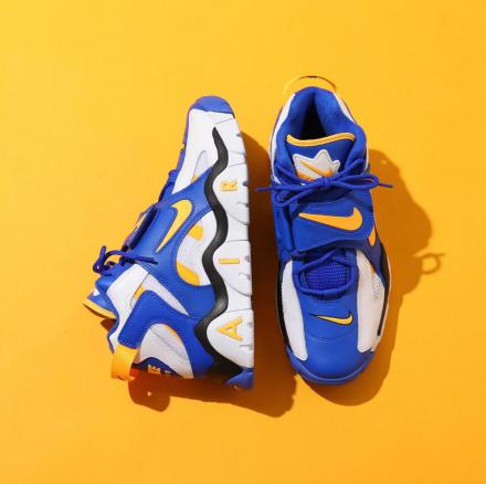 国内9月19日発売予定】ナイキ エア バラージ ミッド ホワイト/レーザー