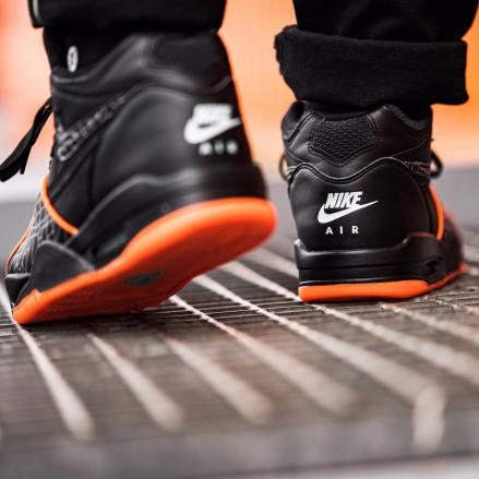 海外2月7日発売予定】ナイキ エア フライト 89 