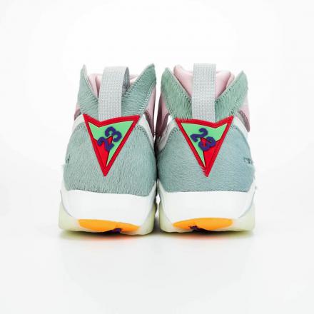 国内4月8日発売予定】ナイキ エアジョーダン 7 レトロ 