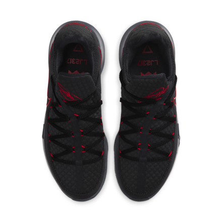 国内3月15日発売予定】ナイキ レブロン 17 ロー 