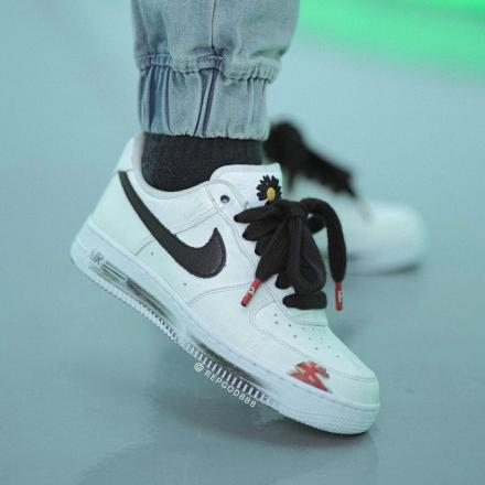 国内11月25日発売予定】ピースマイナスワン × ナイキ エアフォース 1
