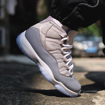 国内12月11日発売予定】ナイキ エアジョーダン 11 レトロ 