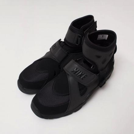 国内販売中】コム デ ギャルソン オム プリュス × ナイキ エア