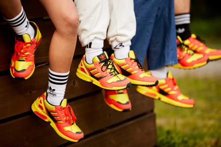 国内5月15日発売予定】アトモス × アディダス オリジナルス ZX8000 